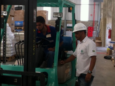 Curso de Formação e  Reciclagem de Operador de Empilhadeira 